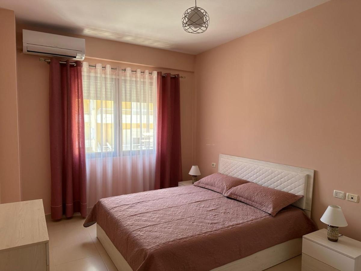 Kai'S Apartment Vlore Luaran gambar