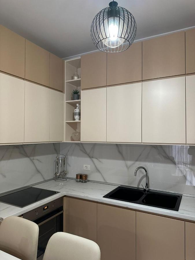 Kai'S Apartment Vlore Luaran gambar