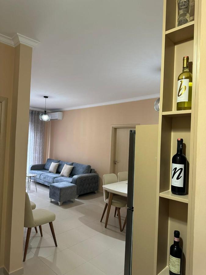 Kai'S Apartment Vlore Luaran gambar