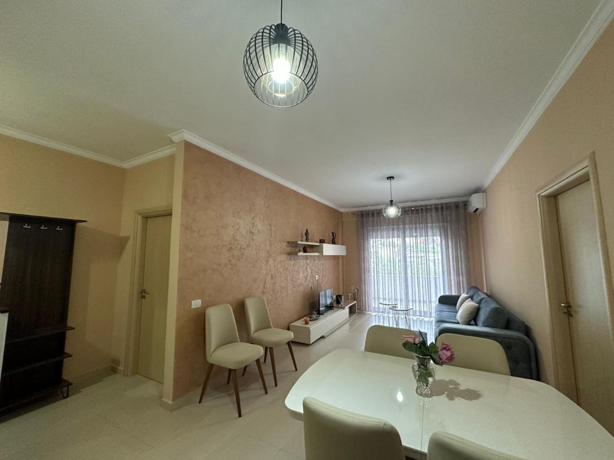Kai'S Apartment Vlore Luaran gambar